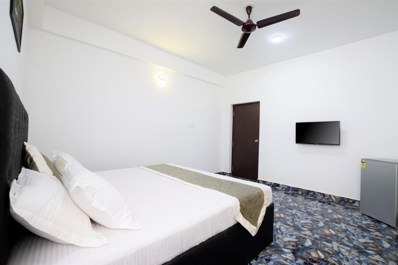 Hotel Flying Goa Calangute Zewnętrze zdjęcie