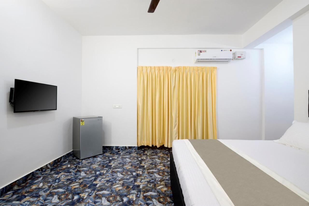 Hotel Flying Goa Calangute Zewnętrze zdjęcie